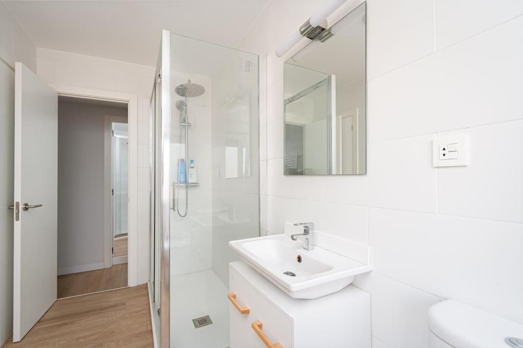 גיחון Myhousespain - Moderno Piso Frente Al Mar מראה חיצוני תמונה